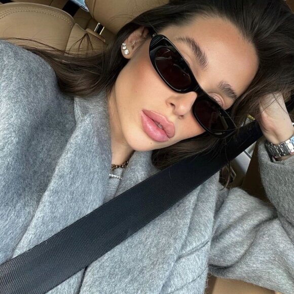 Saint Laurent SL557 SHADE 001 Oval Sunglasses - Black - Picture 4 of 10